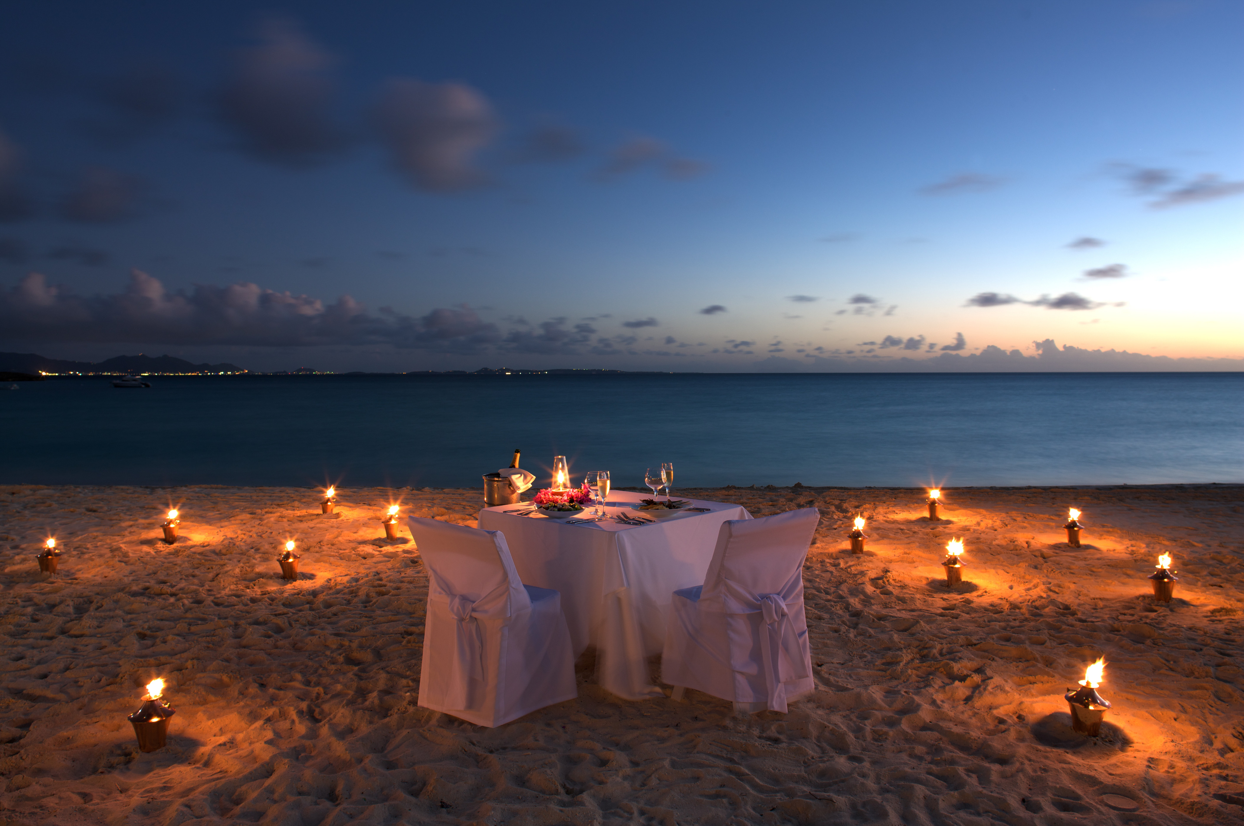 dining-beach-dinner-cap-juluca